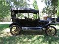 1917-ford-model-t-touring-158