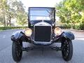 1926-ford-model-t-sedan-001