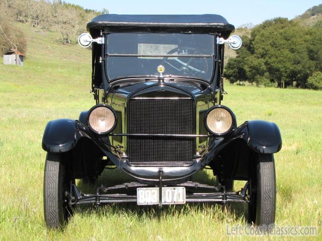 1926-ford-model-t-touring-004.jpg
