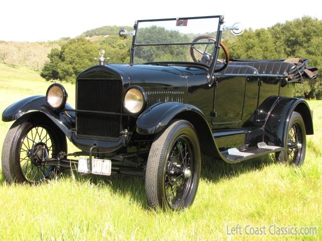 1926-ford-model-t-touring-010.jpg