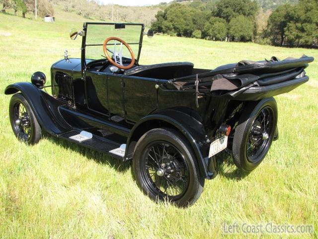 1926-ford-model-t-touring-017.jpg