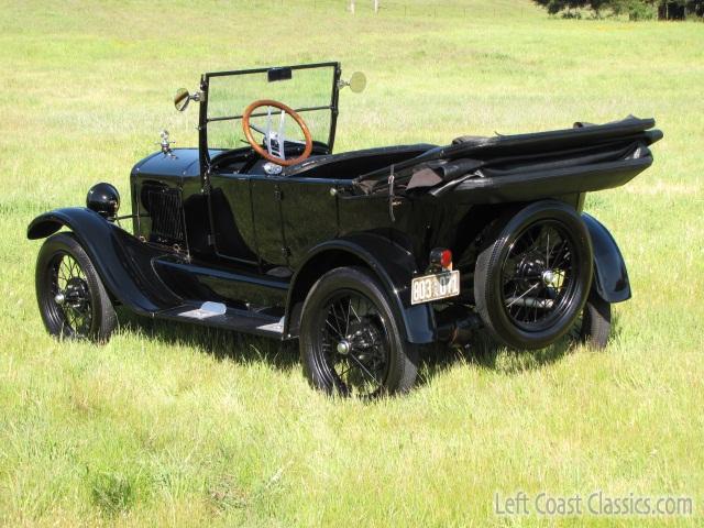 1926-ford-model-t-touring-018.jpg