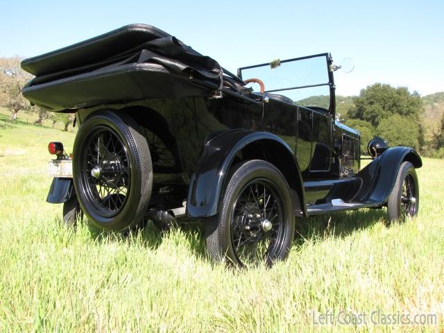1926-ford-model-t-touring-025.jpg