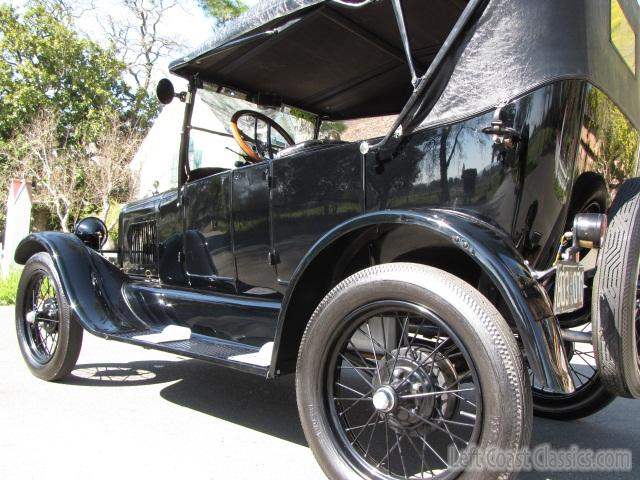 1926-ford-model-t-touring-044.jpg
