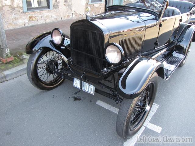1926-ford-model-t-touring-055.jpg