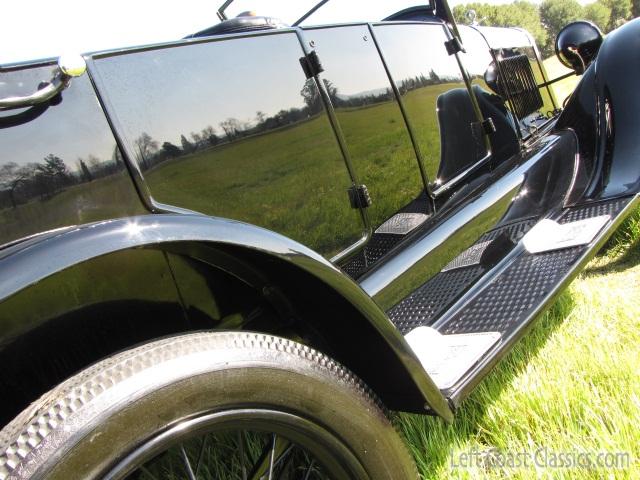 1926-ford-model-t-touring-059.jpg