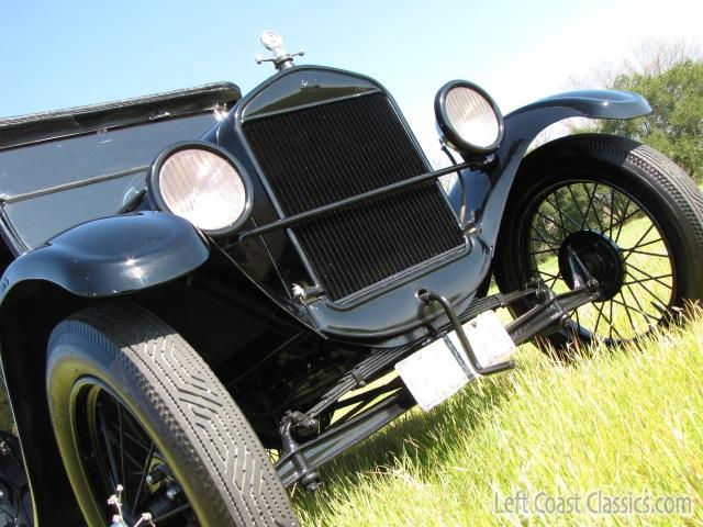 1926-ford-model-t-touring-067.jpg