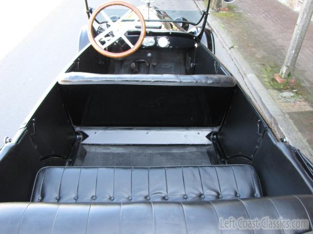 1926-ford-model-t-touring-091.jpg