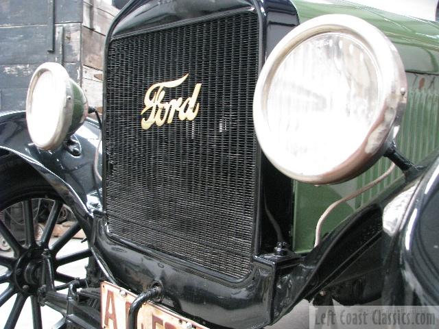 1926-ford-model-t-pickup-8290.jpg