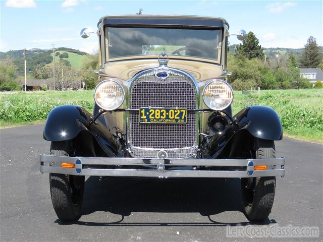 1928-ford-model-a-fordor-003.jpg