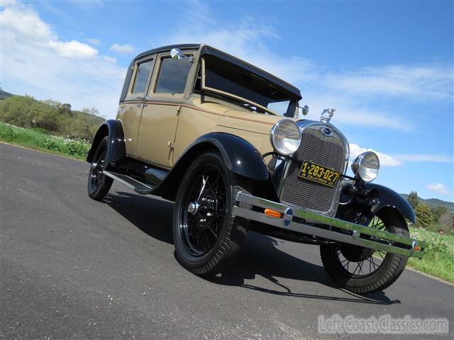 1928-ford-model-a-fordor-045.jpg