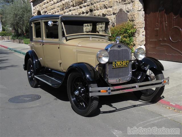 1928-ford-model-a-fordor-052.jpg