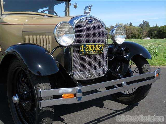 1928-ford-model-a-fordor-065.jpg