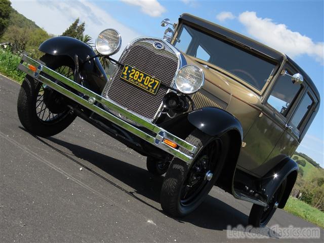 1928-ford-model-a-fordor-069.jpg