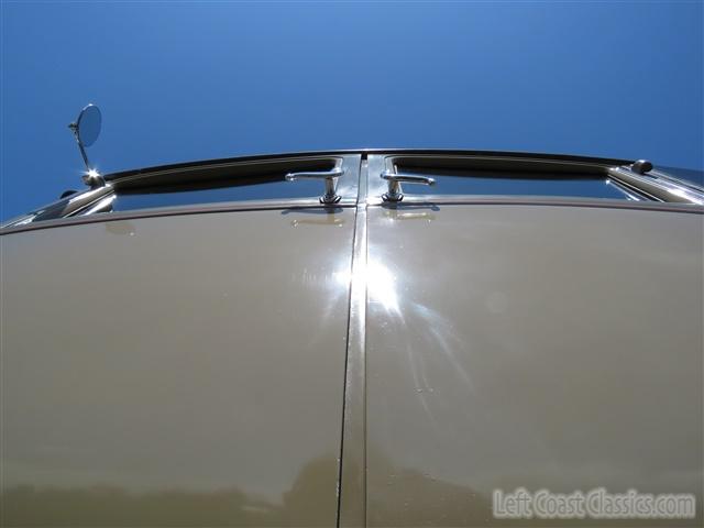 1928-ford-model-a-fordor-120.jpg