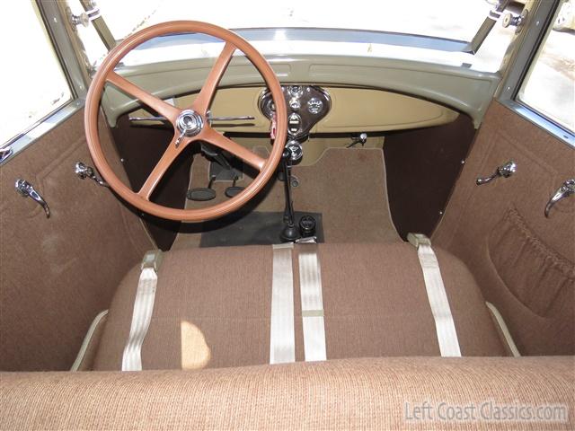 1928-ford-model-a-fordor-149.jpg