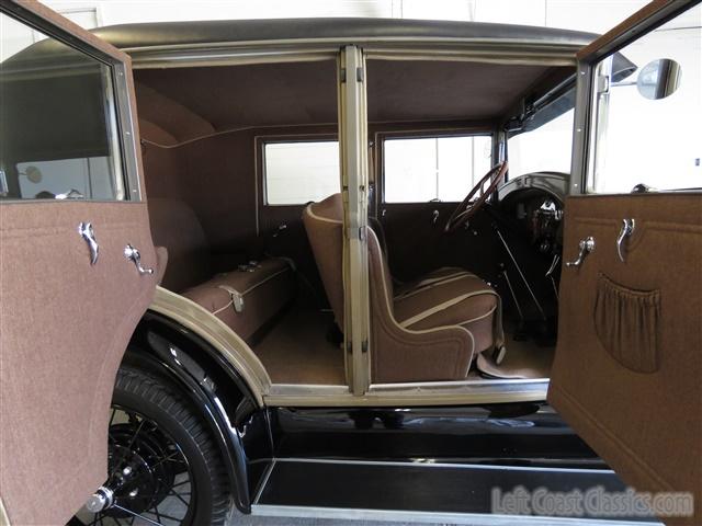 1928-ford-model-a-fordor-184.jpg