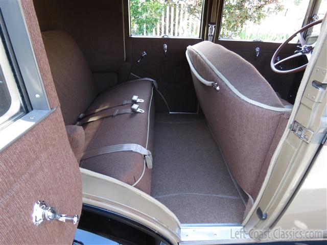 1928-ford-model-a-fordor-190.jpg