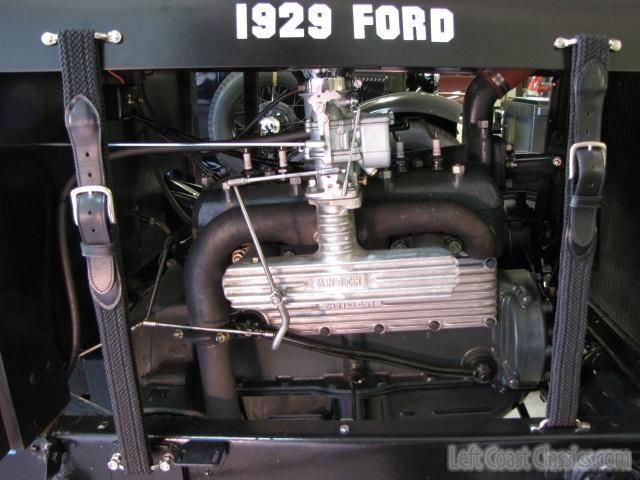 1929-ford-speedster-735.jpg