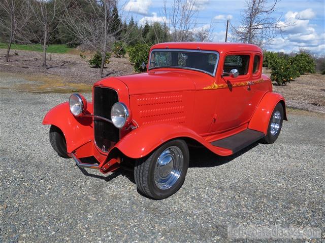 1932-ford-5-window-coupe-009.jpg