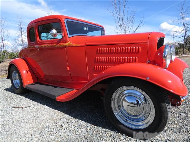 1932-ford-5-window-coupe-080.jpg
