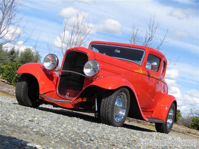 1932-ford-5-window-coupe-207.jpg