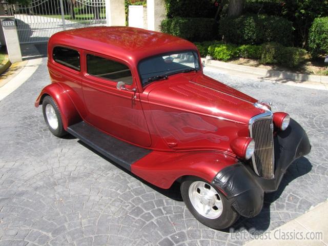 1934 Ford tudor body