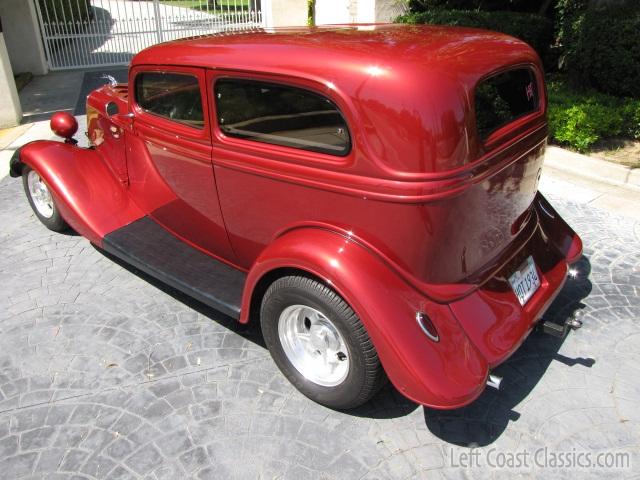 1934-ford-tudor-sedan-338.jpg