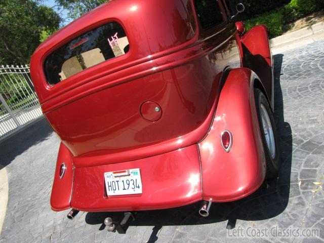 1934-ford-tudor-sedan-377.jpg