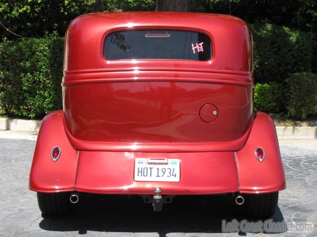 1934-ford-tudor-sedan-384.jpg