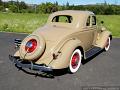 1935-ford-deluxe-5-window-coupe-135