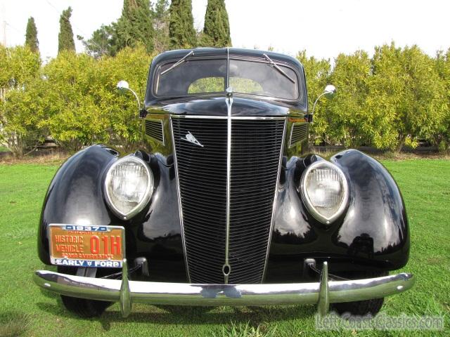1937-ford-coupe-528.jpg