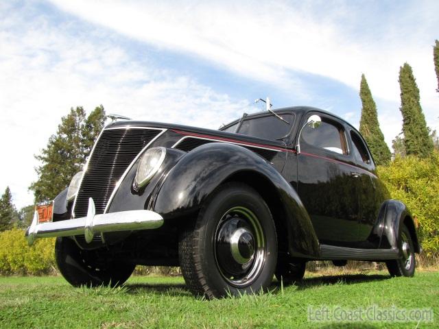 1937-ford-coupe-534.jpg