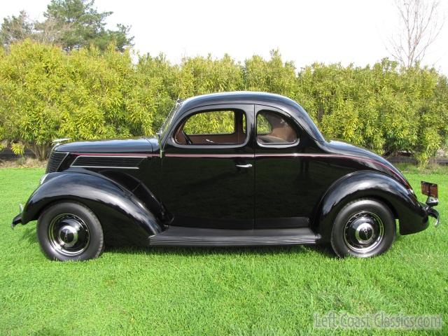 1937-ford-coupe-579.jpg