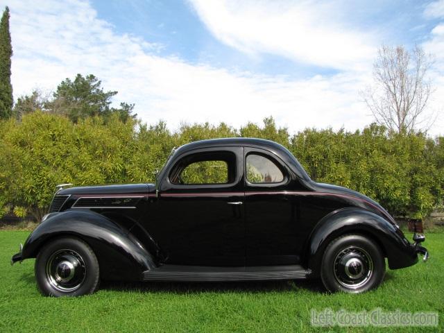 1937-ford-coupe-583.jpg