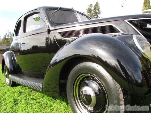 1937-ford-coupe-695.jpg