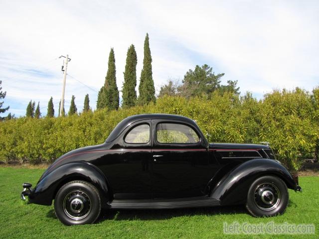 1937-ford-coupe-725.jpg