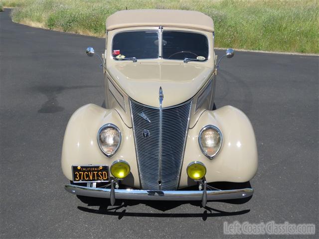 1937-ford-deluxe-convertible-006.jpg