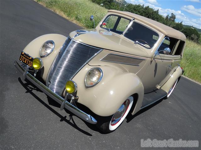 1937-ford-deluxe-convertible-013.jpg