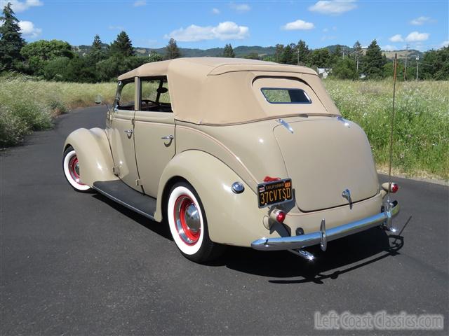 1937-ford-deluxe-convertible-023.jpg