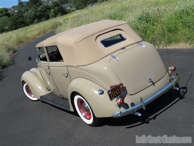 1937-ford-deluxe-convertible-027.jpg