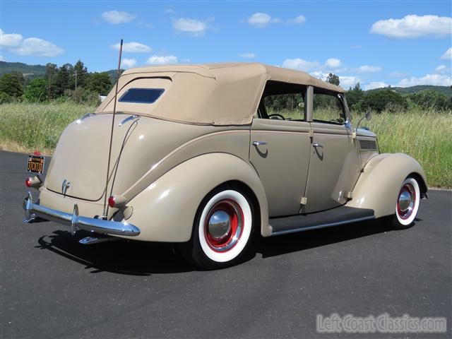 1937-ford-deluxe-convertible-040.jpg