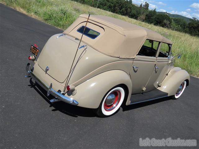 1937-ford-deluxe-convertible-043.jpg