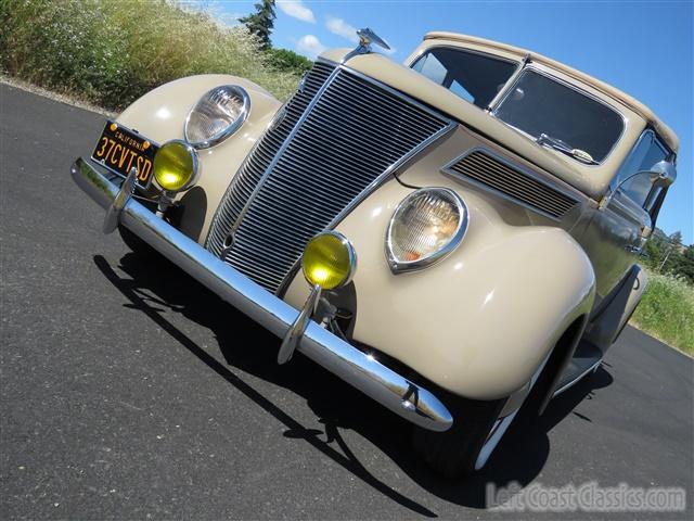 1937-ford-deluxe-convertible-079.jpg