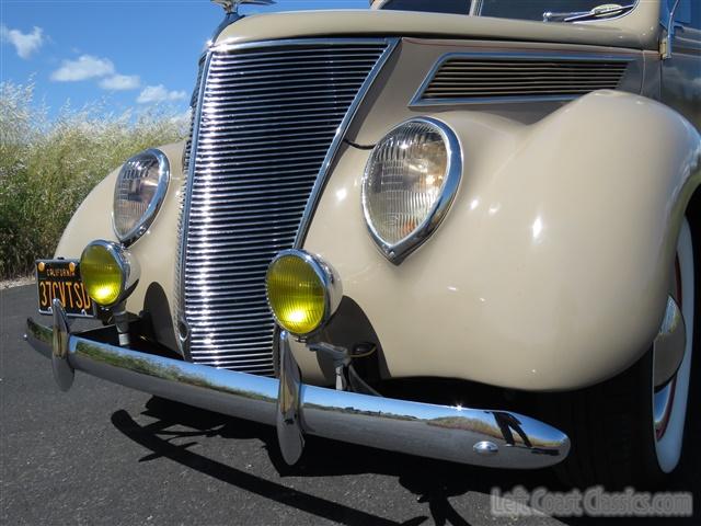 1937-ford-deluxe-convertible-081.jpg