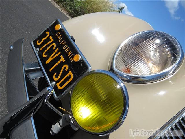 1937-ford-deluxe-convertible-086.jpg