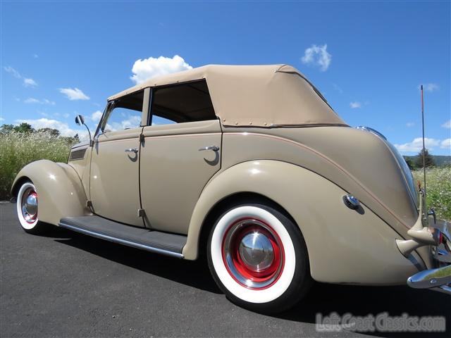 1937-ford-deluxe-convertible-105.jpg