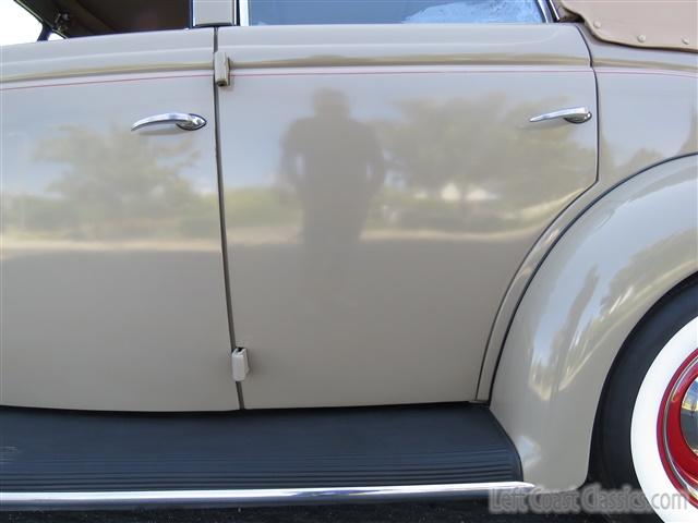 1937-ford-deluxe-convertible-132.jpg