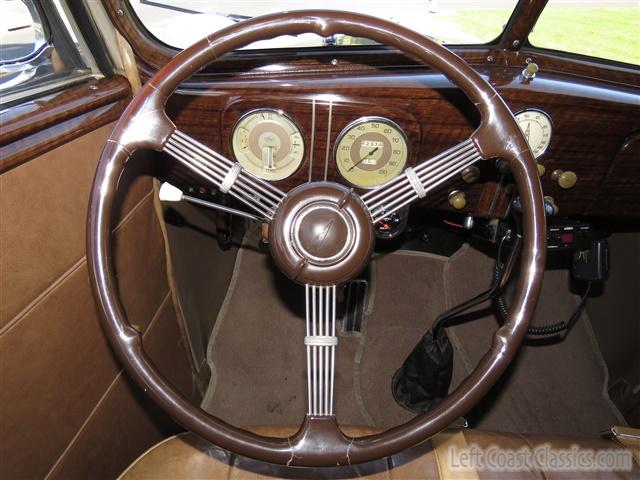 1937-ford-deluxe-convertible-151.jpg