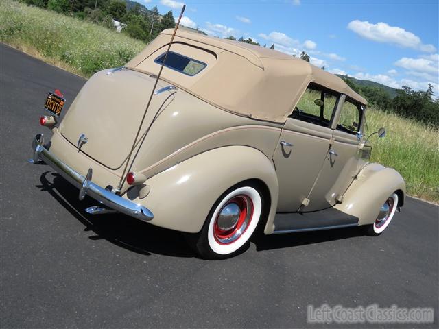 1937-ford-deluxe-convertible-249.jpg